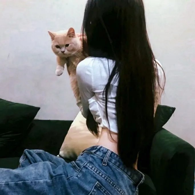 《飞女欲潮》海报