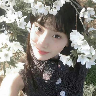 《我要成为双马尾》海报